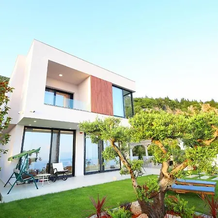 Villa White Pearl *