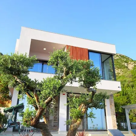 Villa White Pearl *
