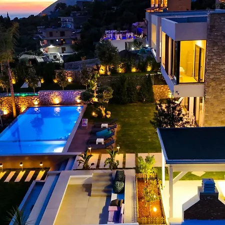 White Pearl Villa *