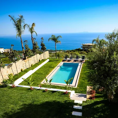 Villa White Pearl