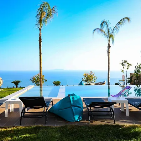 White Pearl Villa *